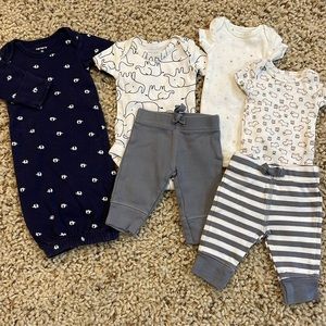 ⭐️ Preemie Baby Cloths - 6 piece bundle